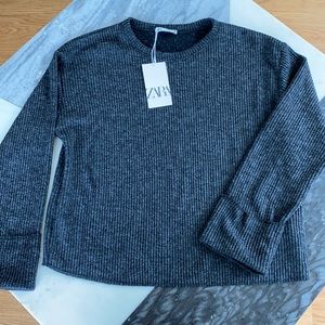 NWT: Zara Knit Top